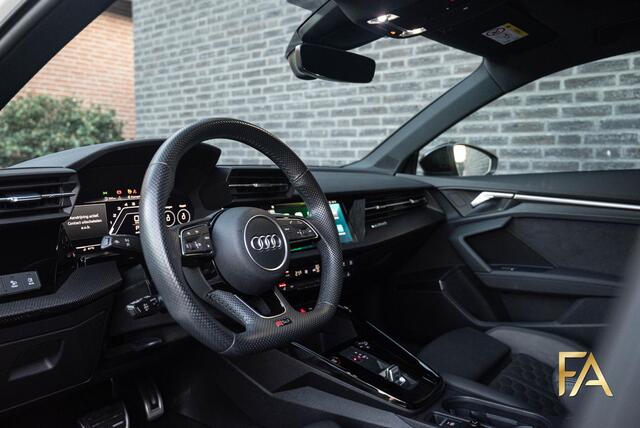 Audi A3 SPORTBACK 2.5 TFSI RS 3 quattro