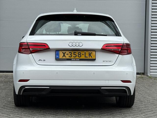 Audi A3 SPORTBACK 1.4 e-tron Sport | Trekhaak wegklapbaar | Stoelverwarming | Climate