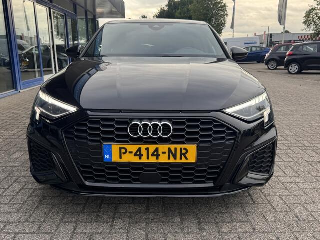 Audi A3 SPORTBACK 30 TFSI S edition| LED, Leder, CarPlay, Stoelverwarming