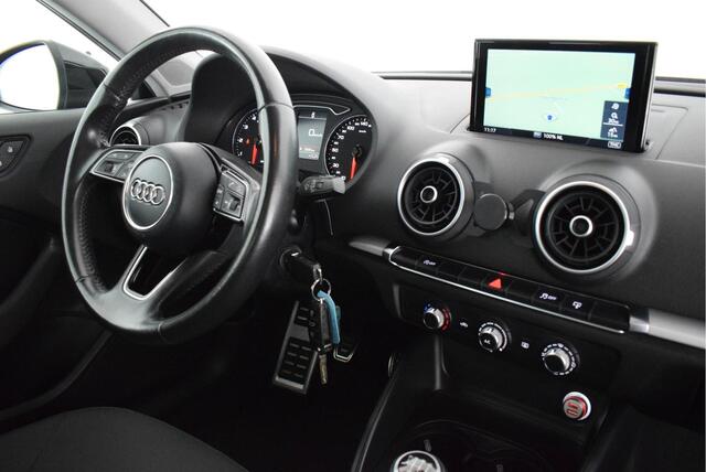 Audi A3 SPORTBACK 1.0 TFSI 116pk H6 Pro Line Trekhaak Xenon Navigatie