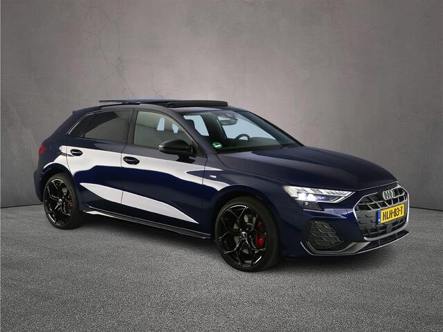 Audi A3 SPORTBACK 45 TFSI e S edition Competition | Pano | Sonos | Camera | 19 inch | Zwart Optiek | Stoelverwarming |