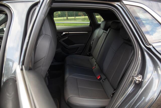 Audi A3 SPORTBACK 35 TFSI S edition S line Automaat, Carplay, Virtual cockpit,