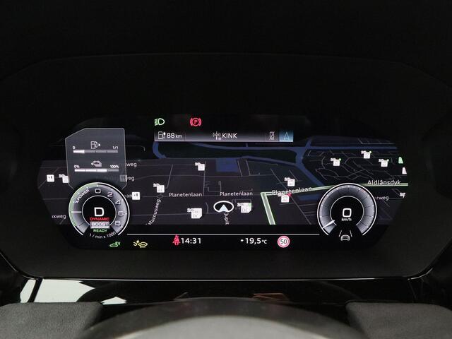 Audi A3 SPORTBACK 45 TFSi e 272 Pk S-Line Competition | Sonos | Carplay | Camera | Adaptive Cruise | Full LED | Sensoren | 18 Inch | 3.872 Km!!