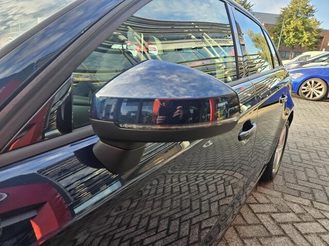 Audi A3 SPORTBACK 1.5 TFSI 150pk S-tronic CoD | Navi | LMV | Trekhaak | Cruise