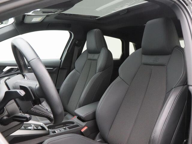 Audi A3 SPORTBACK 45 TFSie 245 Pk S-Line Competition | Full LED | Panoramadak | 18 Inch | B&O Audio | Zwart Optiek | Adaptive Cruise | Carplay | 43.880 Km!!