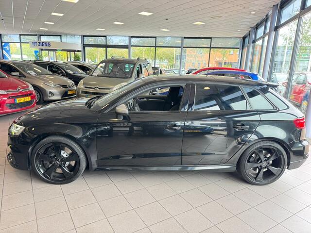 Audi A3 SPORTBACK 2.5 TFSI RS3 quattro APK 7-26 400PK BJ 2017 !!!