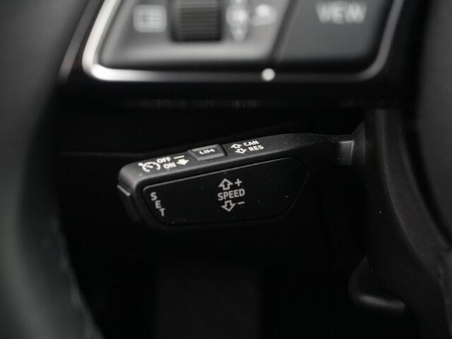 Audi A3 SPORTBACK 45 TFSI e 245 pk S-tronic S edition Competition | LED koplampen | Trekhaak | Stoelverwarming | Sportstoelen | Standkachel | Remklauwen rood | 18 inch