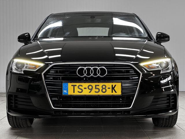 Audi A3 SPORTBACK 30 TFSI Pro Line/ Facelift/ Trekhaak/ Automaat/ Sportstuur/ LED Koplampen/ Navi/ Airco/ Cruise/ Elek. pakket/ Isofix/ Bluetooth/ Armsteun/ 16'' LMV/ PDC/ Chroom/ LED Dagrijverl.