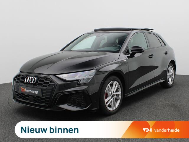 Audi A3 SPORTBACK 45 TFSI e S edition Competition 245PK S-tronic Pano-Schuifdak, Keyless, Stoelverwarming, Adaptive cruise control, Lane Assist, Apple Carplay/Android Auto, Parkeersensoren voor en achter, 17" LM Velgen