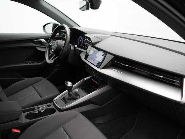 Audi A3 SPORTBACK 30 TFSI Pro Line 111pk Dealer O.H | Cruise Control | Apple Carplay | Voorstoelen Verwarmd | Navigatie | Virtual | DAB |