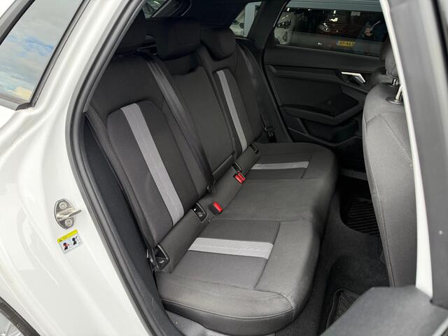 Audi A3 SPORTBACK 40 TFSI e Business Pano Cruise Navi