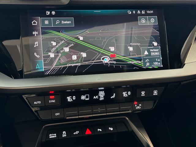 Audi A3 SPORTBACK 40 TFSI 204pk e S-Line Edition Panoramadak | Zwart optiek | 18 Inch