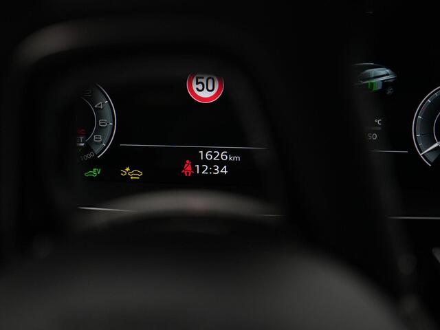 Audi A3 SPORTBACK 40 TFSI e 204 pk S-tronic S-Line | Trekhaak | Head-up display | Sonos | Leder/alcantara | Achteruitrijcamera | Navigatie | Stoelverwarming
