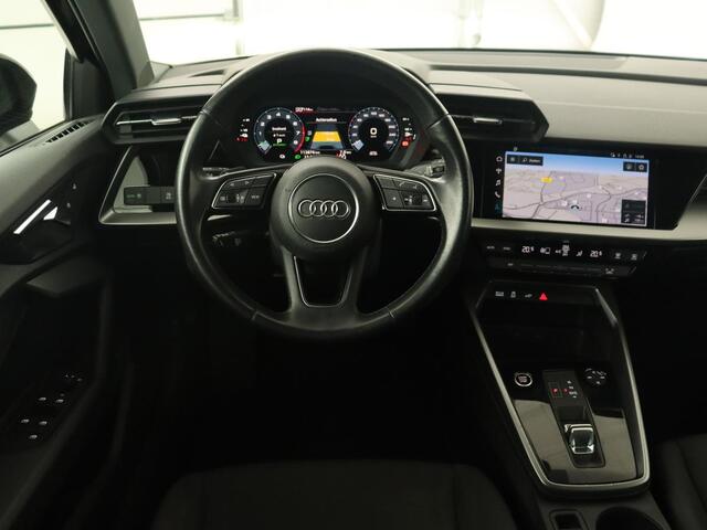 Audi A3 SPORTBACK 40 TFSI e Edition | Navigatie | Virtual Cockpit | Carplay | Climate control | Getint glas | Cruise control | Full LED | PHEV | Plug In