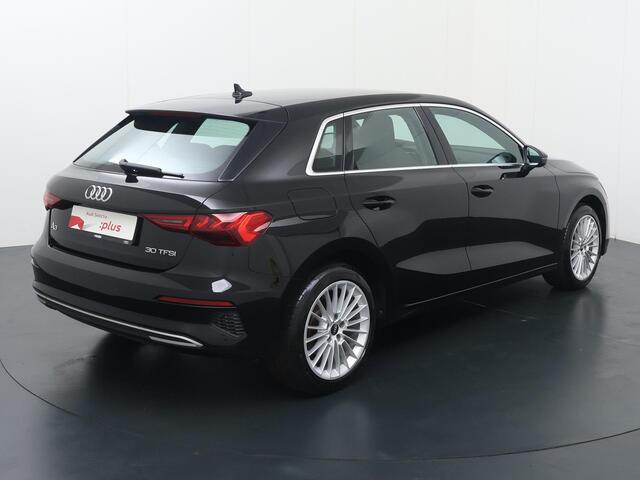 Audi A3 SPORTBACK 30 TFSI Advanced edition | 110 PK | Automaat | Navigatie | Achteruitrijcamera | Cruise Controle | Parkeersensoren |
