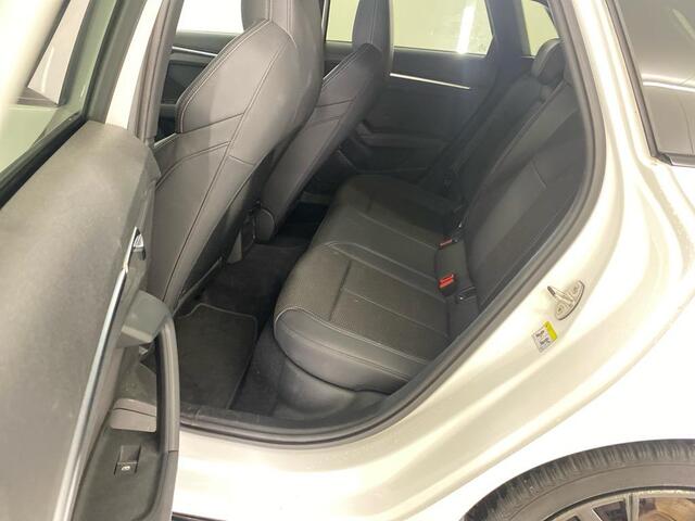 Audi A3 SPORTBACK 30 TFSI S-Line Navi | Virtual Cockpit | LED