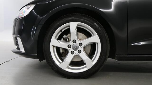 Audi A3 SPORTBACK 30 TFSI 115pk Sport Lease Edition / Navigatie / Parkeersensoren / Trekhaak wegklapbaar