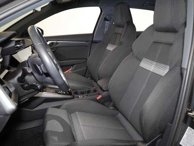 Audi A3 SPORTBACK 30 TFSI Advanced edition 110pk | Parkeer assistent |17 inch | Climatronic | Virtual cockpit |