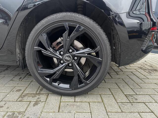 Audi A3 SPORTBACK 30 TFSi 110 Pk Automaat Advanced edition | Panorama Dak | Carplay | Full LED | Cruise Control | Parkeersensoren | Climate Control | Navigatiesysteem | 18 Inch