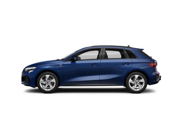 Audi A3 SPORTBACK 40 TFSI e S-line 204pk | Leder fijnnappa S-logo ruitpatroon | Navigatie | Adaptive cruise contole | Stoelverwarming