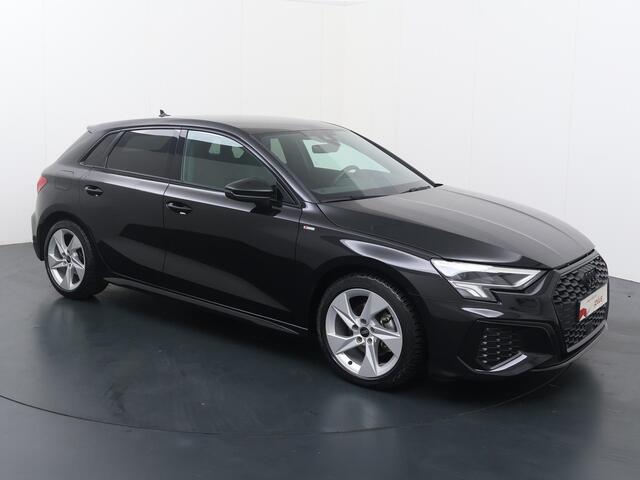 Audi A3 SPORTBACK 30 TFSI S edition | 110 PK | Automaat | Multifunctioneel stuurwiel | Adaptive Cruisecontrol | Parkeersensoren |
