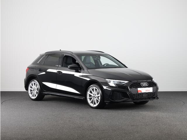 Audi A3 SPORTBACK 40 TFSI e S edition 204 pk S-tronic | Private lease vanaf ¤ 699,- pm | Verlengde garantie | Navigatie | Trekhaak (afneembaar) | Parkeersensoren (Park assist) | Adaptieve cruise control | Stoelverwarming | S-line |