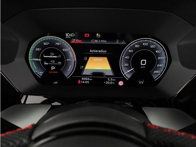 Audi A3 SPORTBACK 40 TFSI e S edition 204 pk S-tronic | Private lease vanaf ¤ 699,- pm | Verlengde garantie | Navigatie | Trekhaak (afneembaar) | Parkeersensoren (Park assist) | Adaptieve cruise control | Stoelverwarming | S-line |