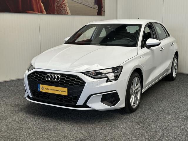 Audi A3 SPORTBACK 40 TFSI e EDITION PHEV NAVIGATIE CRUISE CONTROL CLIMATE CONTROL BLUETOOTH TELEFOON APPLE CARPLAY/ANDROID RIJSTROOKSENSOREN KEYLESS GO PDC ZEER MOOI !! 3010