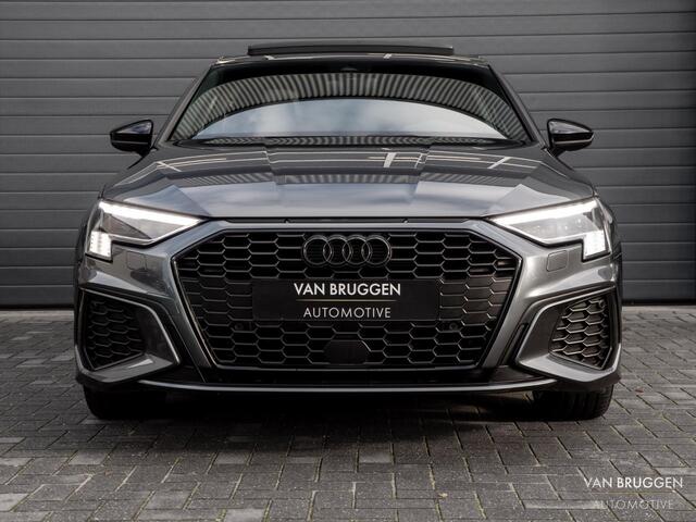 Audi A3 SPORTBACK 30 TFSI S-Line Pano RS-Stoelen Sfeer Standkachel