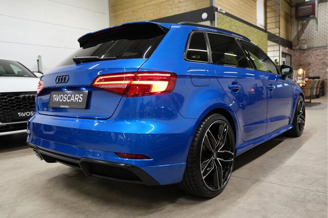 Audi A3 SPORTBACK 1.5 TFSI 3x S Line * Virtual - 19" - Keyless - App - Sound - Zwart optiek *