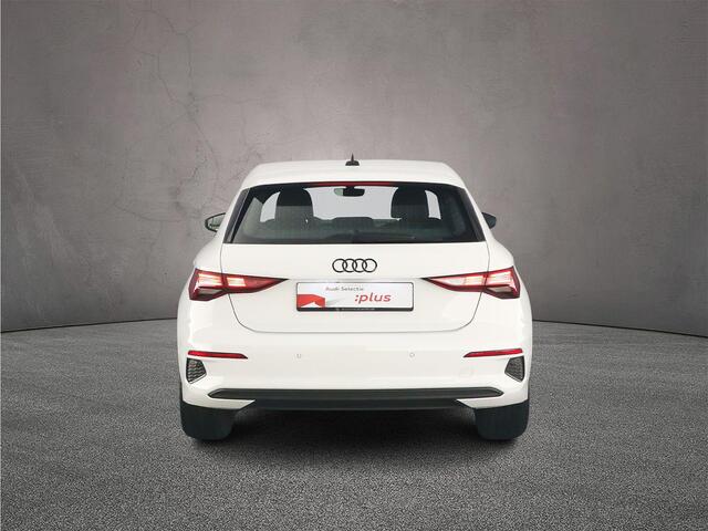 Audi A3 SPORTBACK 30 TFSI Pro Line s-tronic | 18 inch | LED | Cruise Control | Apple Carplay | Optiekzwart | Parkeersensoren |