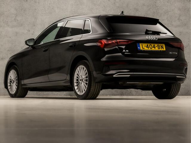 Audi A3 SPORTBACK 30 TFSI Sportline Automaat (APPLE CARPLAY, GROOT NAVI, CLIMATE, GETINT GLAS, SPORTSTOELEN, CRUISE, MATRIX LED, PARKEERSENSOREN, NIEUWSTAAT)