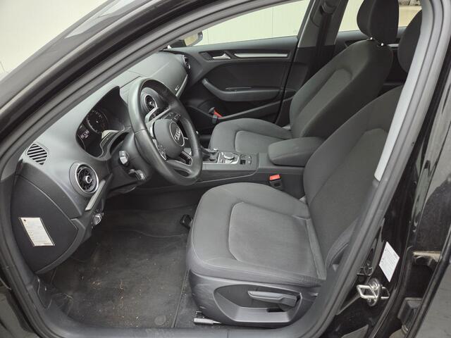Audi A3 SPORTBACK 30 TFSI Pro Line | Navi |