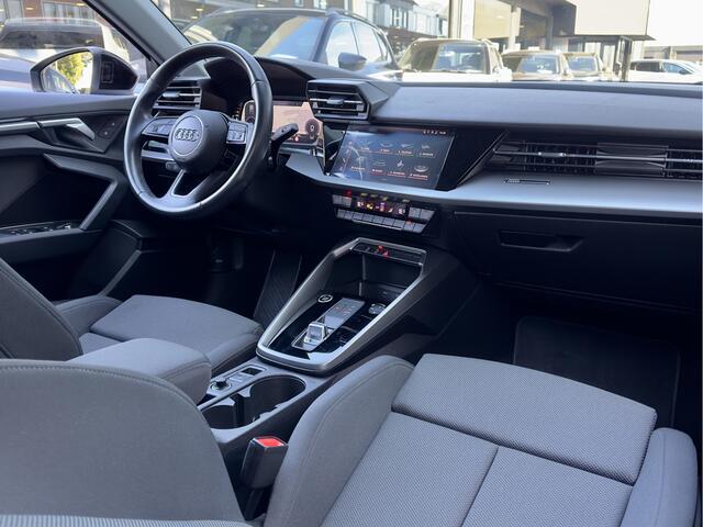 Audi A3 SPORTBACK 30 TFSI AUT7 76D.KM! SPORT-EDITION SPORT-INT NAVI DIGI-DASH CARPLAY LED LMV PDC