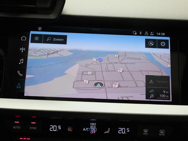 Audi A3 SPORTBACK 40 TFSIe 150kW/204PK S Line · Panoramadak · Leder · Camera · Stoelverwarming