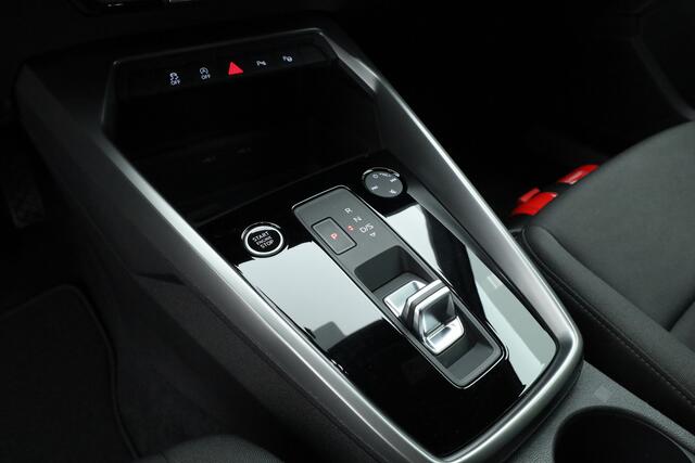 Audi A3 SPORTBACK 30 TFSI Pro Line | facelift model | Camera | Keyless | Stoelverw. | Cruise | 18''