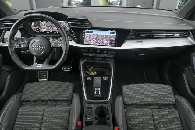 Audi A3 SPORTBACK 30 TFSI 110pk S-line Virtual cockpit Sportstoelen Clima Cruise NLauto 18" LMV Daytonagrijs