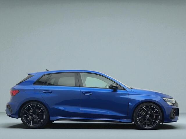 Audi A3 SPORTBACK 2.5 TFSI RS 3 quattro