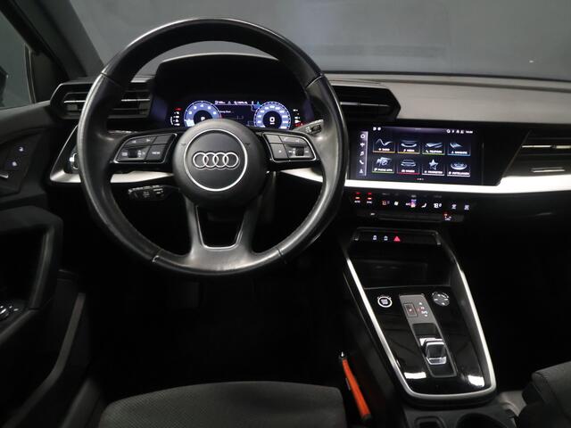 Audi A3 SPORTBACK 30 TFSI Sport [PANORAMADAK, APPLE CARPLAY, VERKEERSBORDDETECTIE, DIGITAL DASHBOARD,NIEUWSTAAT]