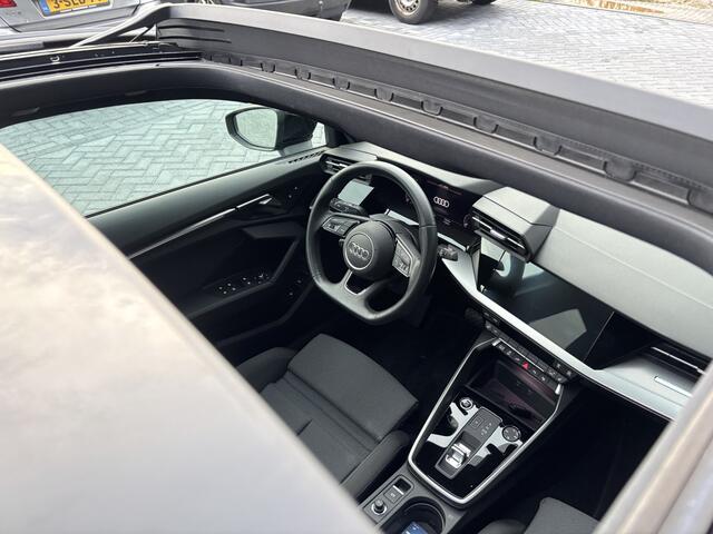 Audi A3 SPORTBACK 45 TFSIe 245 pk S-line Matrix Pano Sfeer