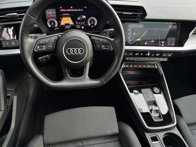 Audi A3 SPORTBACK 45 TFSIe 245 pk S-line Matrix Pano Sfeer