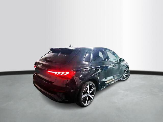 Audi A3 SPORTBACK 40 TFSI e 204pk PHEV S Line Competition / Nappa leder / Stoelverwarming / Camera / Wordt Verwacht
