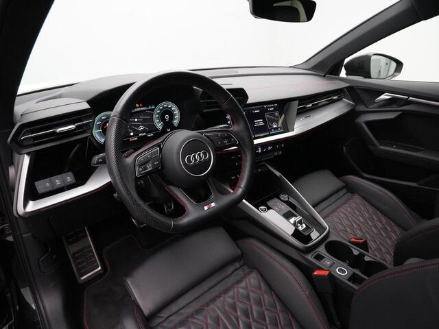 Audi A3 SPORTBACK 45 TFSI e 245 pk S edition Competition / S-Line | Panoramadak | Fijnnappa leder | Matrix LED | Bang & Olufsen | Adaptive Cruise