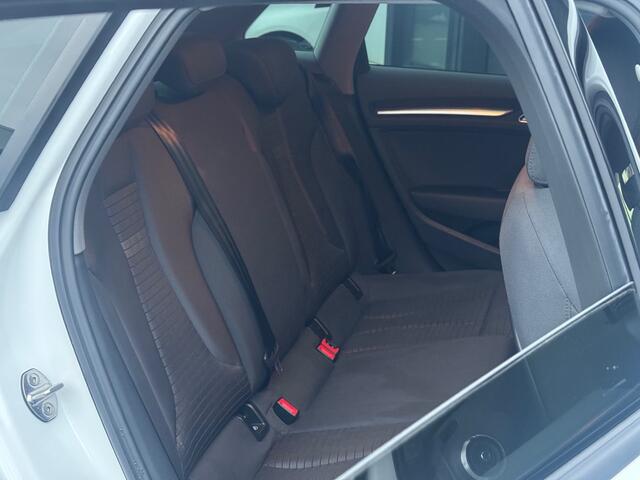 Audi A3 SPORTBACK 30 TFSI Sport Lease Edition, 2e Eigenaar, NAP, PDC, NAVI, SPORTSTOELEN, LED