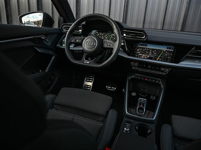 Audi A3 SPORTBACK 45 TFSI e S EDITION COMPETITION | BLACK OPTIC | MATRIX LED | KEYLESS | VIRTUAL COCKPIT | PANORAMADAK | AMBIANCE INTERIEUR | CAMERA | ADAPTIVE CRUISE