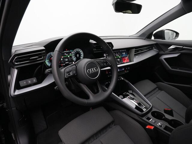 Audi A3 SPORTBACK 40 TFSI e 204 pk S-tronic Advanced edition | Stoelverwarming | Navigatie | Parkeersensoren voor/achter