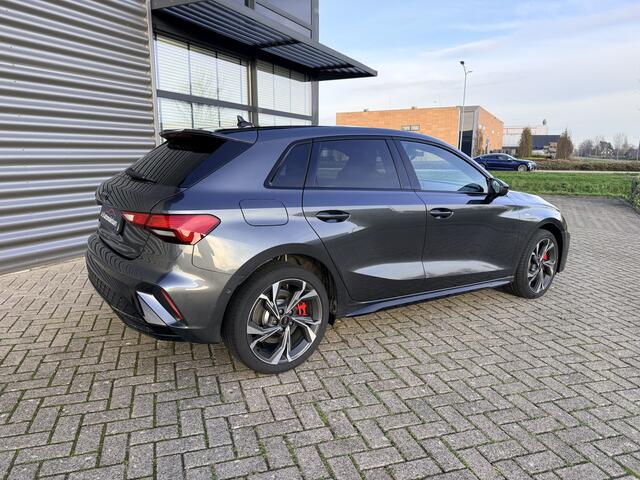 Audi A3 SPORTBACK 45 TFSI e S edition Competition 200kW Automaat Topmodel 45 TFSI e plug in hybride 200 kW S-line
