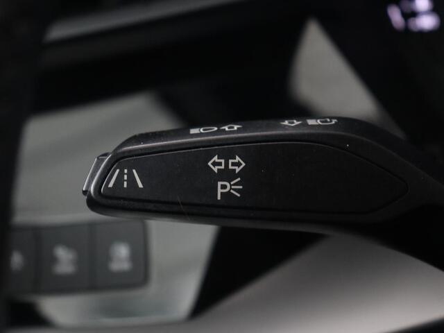 Audi A3 SPORTBACK 35 TFSI S edition | Carplay | Sportstoelen | Full LED | Navigatie | Half leder | Virtual Cockpit | Climate control | Parkeerhulp | Cruise control | Bluetooth | DAB | Sportstuur