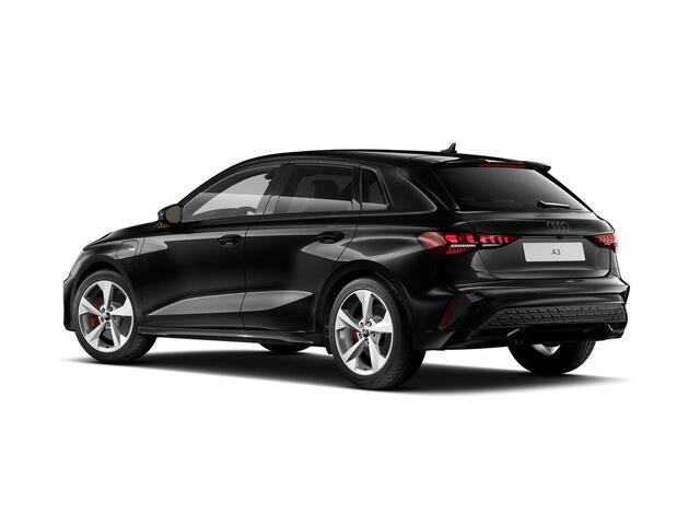 Audi A3 SPORTBACK S edition Competition 45 TFSI e 272 pk | Glazen panoramadak | Sonos premium 3D | Assistentiepakket plus | Ambient verlichting |