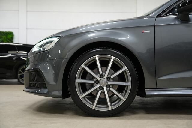 Audi A3 SPORTBACK 1.5 TFSI 3x S-Line * Pano - Virtual - Keyless - Trekhaak - Sfeer - Zwart optiek *